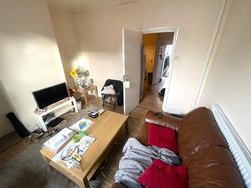 Alfreton road, 3-Bed Flat | All Bills Included | Student NG7 - Thumbnail 3